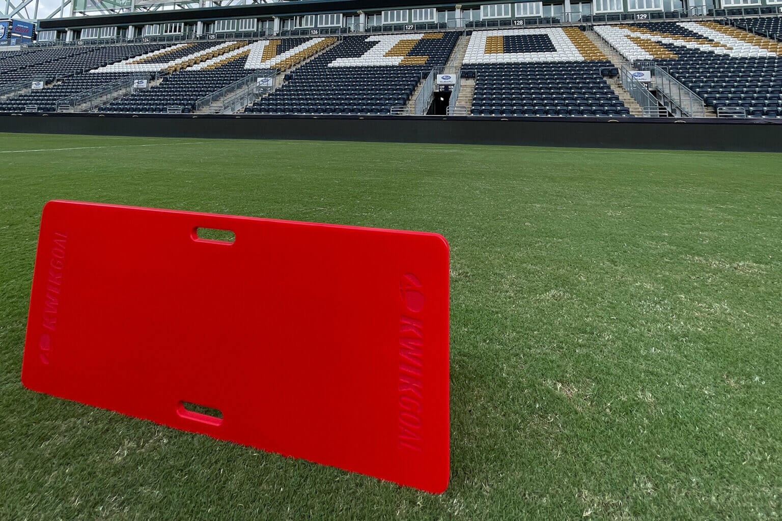 Kwik Goal EFR-1 Rebounder