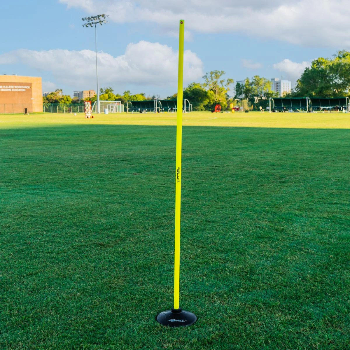 Soccer Innovations Soccer Speed Pole & Small Rubber Base - Turf Model