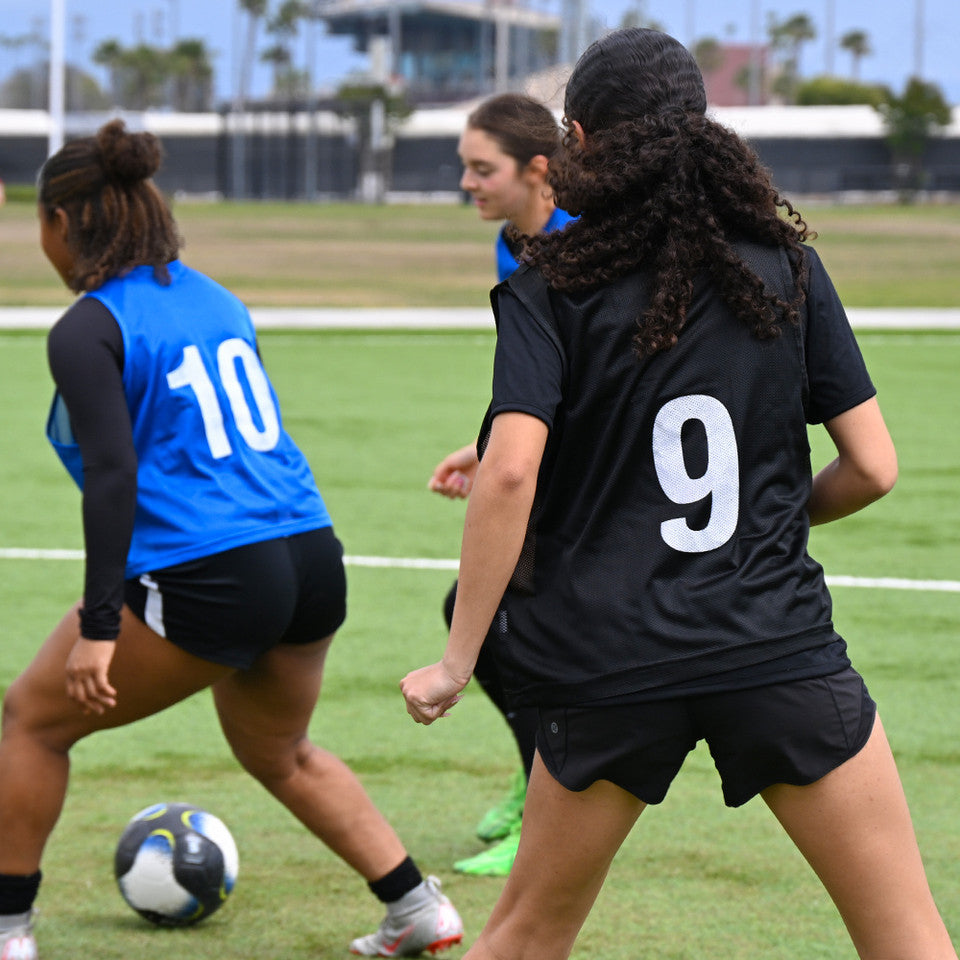 AGORA Numbered Scrimmage Vest Jerseys - Pack of 12 (1-12)