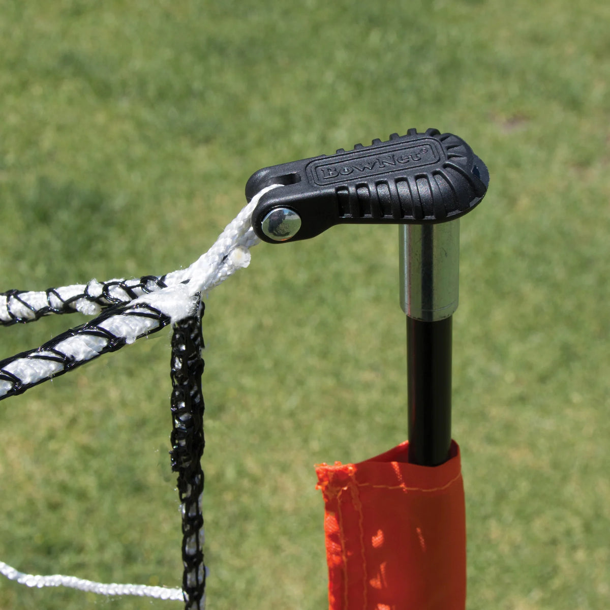 Bownet Goal safety clasp detail attachment