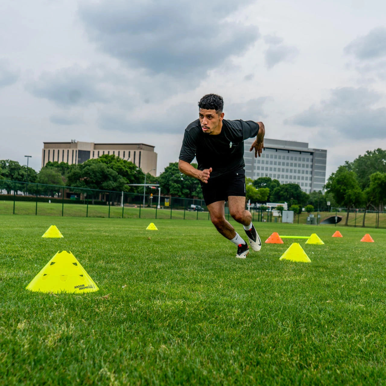 Soccer Innovations 3-position cone convertible hurdle training Soccer Cones training equipment