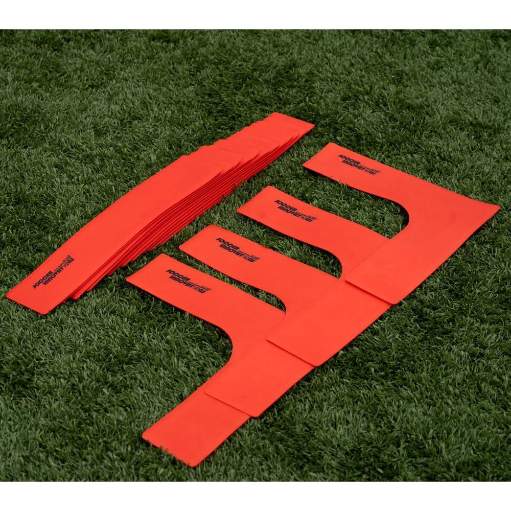 Rubberized vinyl field marking set with corner pieces for pitch setup