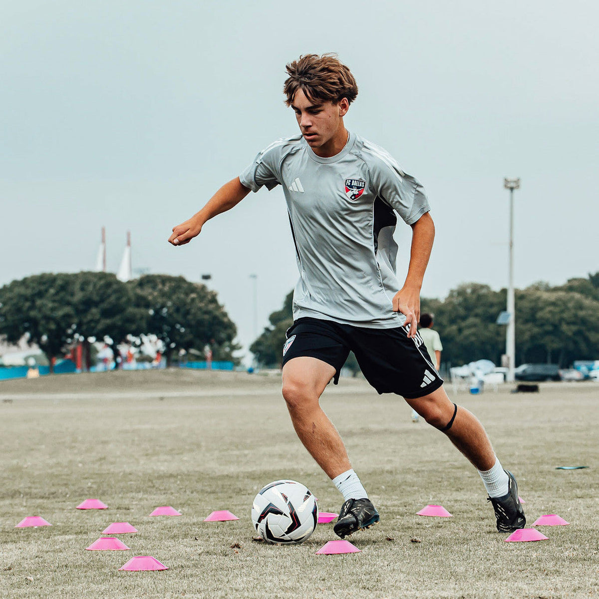 Zephyr soccer ball training match size 5 with new 24-panel construction