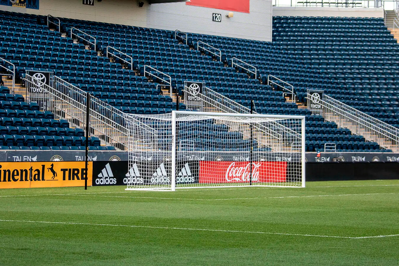 Kwik Goal Pro Premier® World Competition Soccer Goal